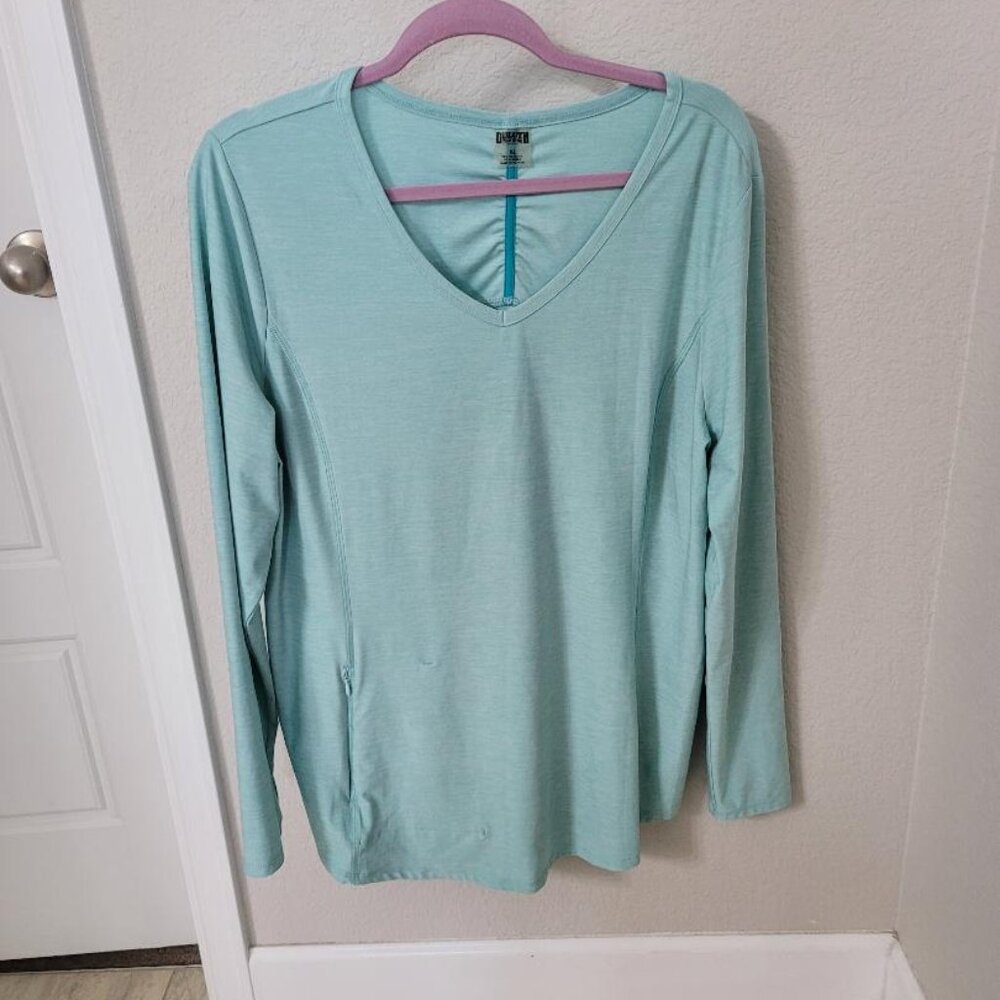 Duluth Trading Long Sleeved Armachillo Shirt Size XL